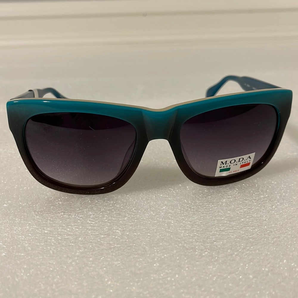 M.O.D.A Made in Italy IM109 turquoise sunglasses